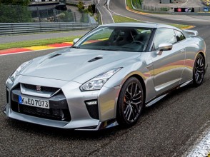 Фотографии модельного ряда Nissan GT-R